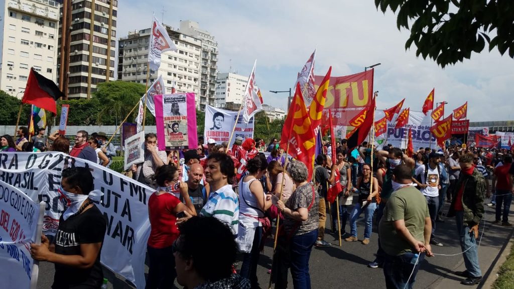 Comienza la marcha contra el G20. El PSTU y la LIT-CI marcan presencia