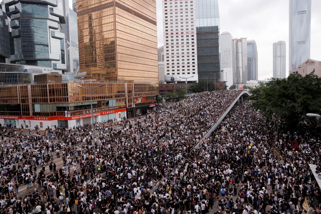 Se endurece la lucha en Hong Kong