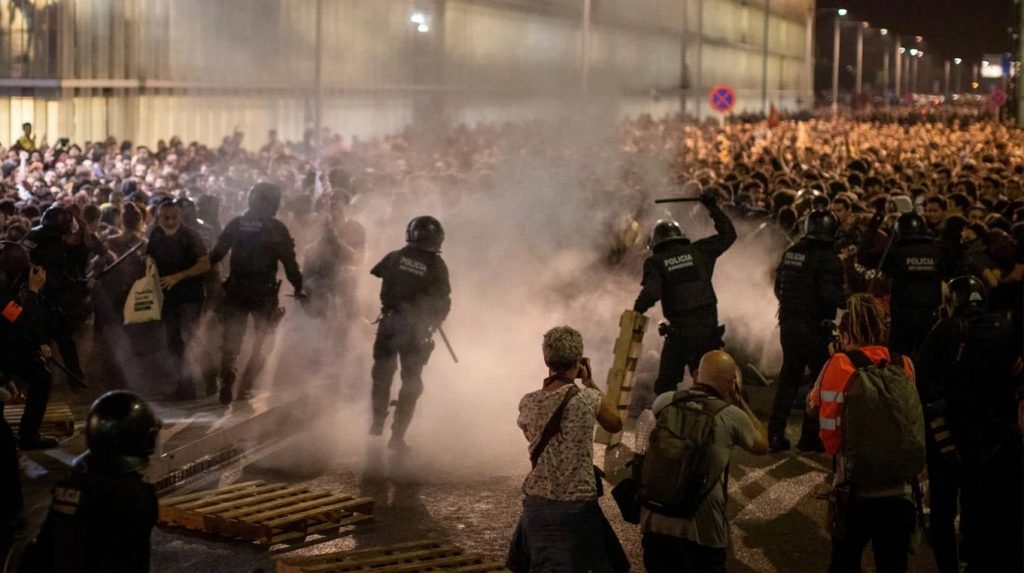 La ola es rebelión