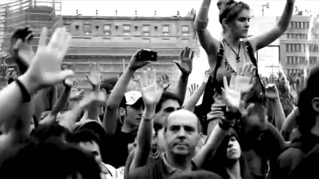 Como en Chile, Ecuador o Hong Kong, la lucha es el único camino. El 10-N, no te resignes: ¡vota nulo!
