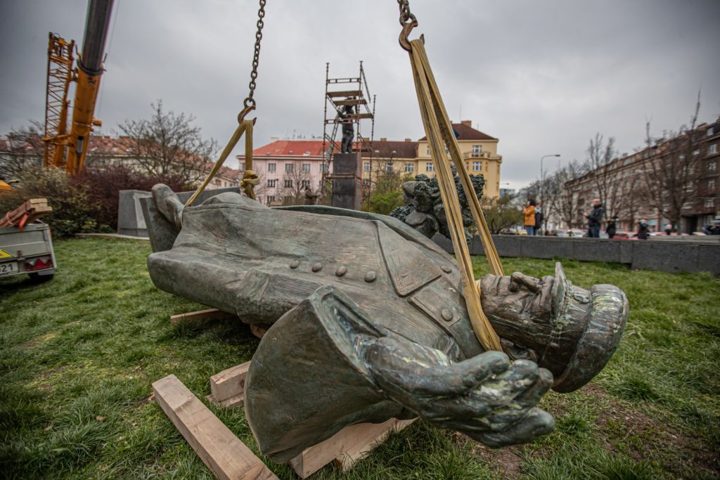 Sobre la remoción del monumento al mariscal soviético I. Konev en Praga