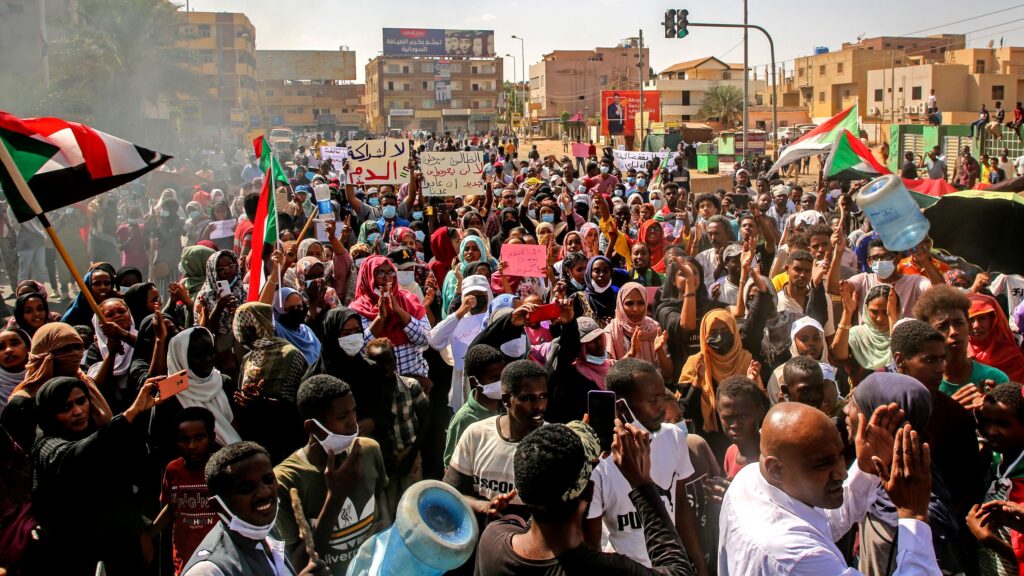 Sudán | El gobierno de al-Bashir cayó, pero la dictadura continúa viva. Abajo la dictadura y su constitución