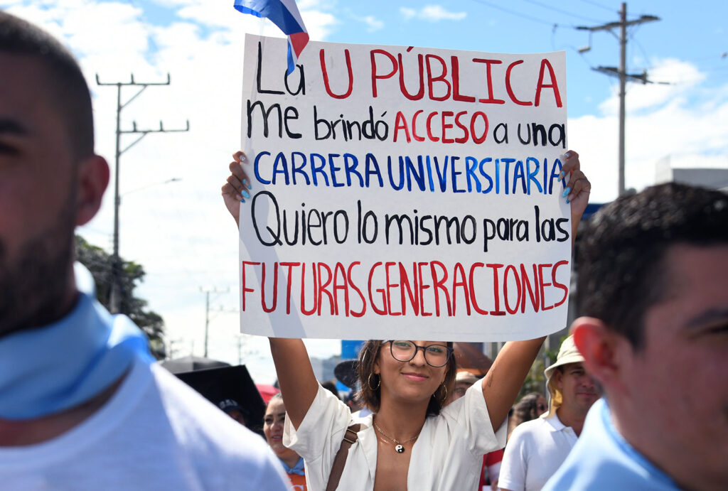 Gobierno de Chaves inicia su arremetida contra las universidades públicas