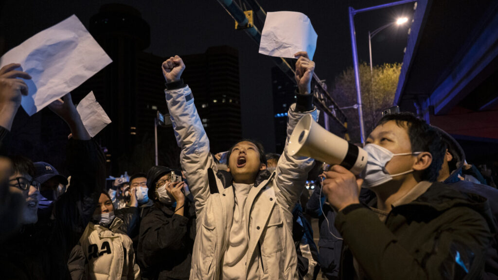 Protestas obreras y populares desafían la dictadura en China