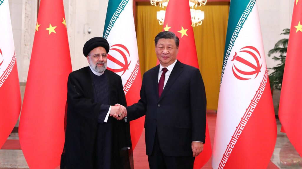 Irán intenta profundizar lazos económicos con China y Rusia