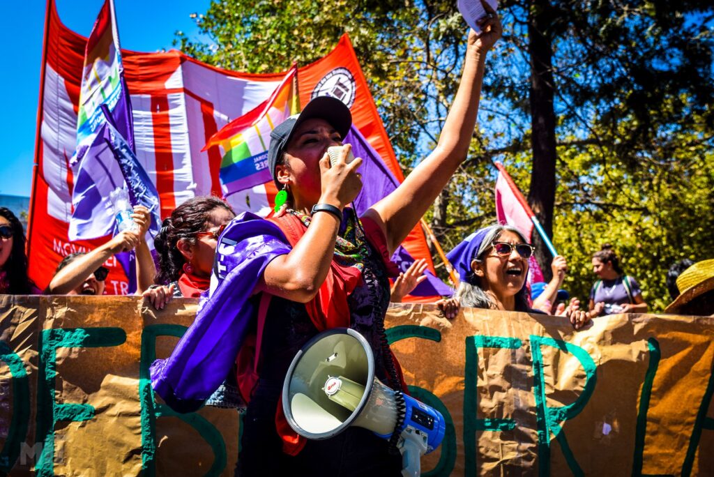 8M: ¡Pan, Trabajo y Vivienda! ¡Basta de promesas del gobierno 