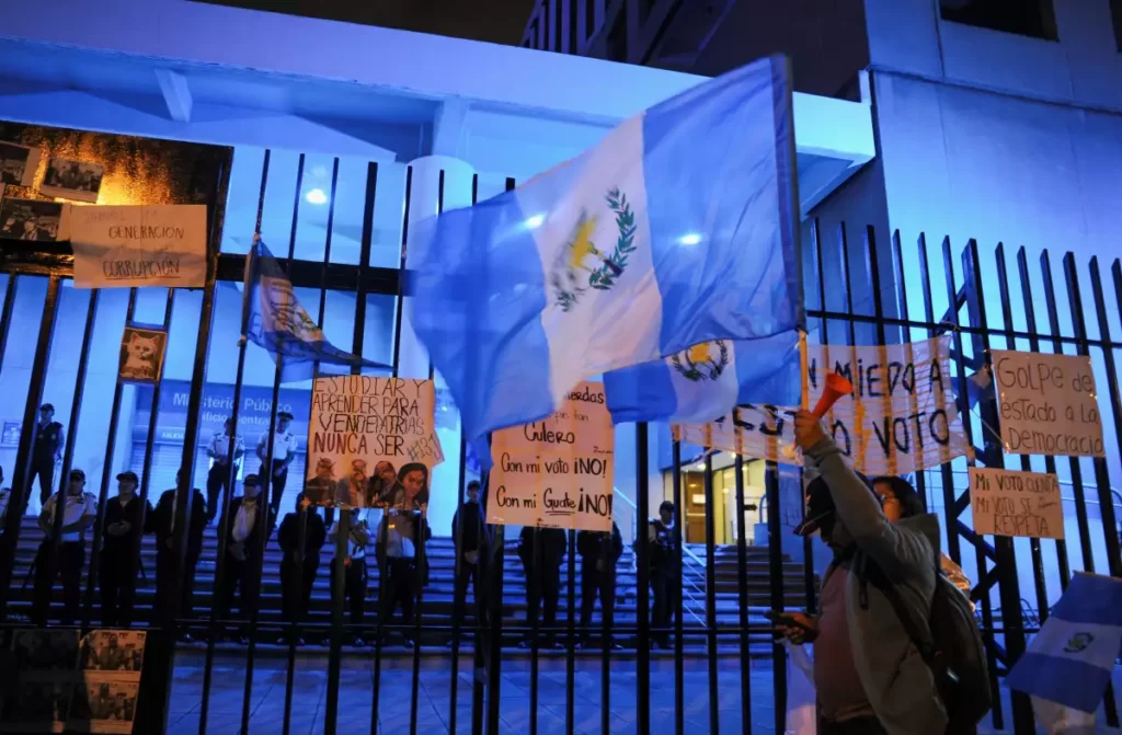 Guatemala: Detener el golpe de estado institucional. Preparar la movilización popular