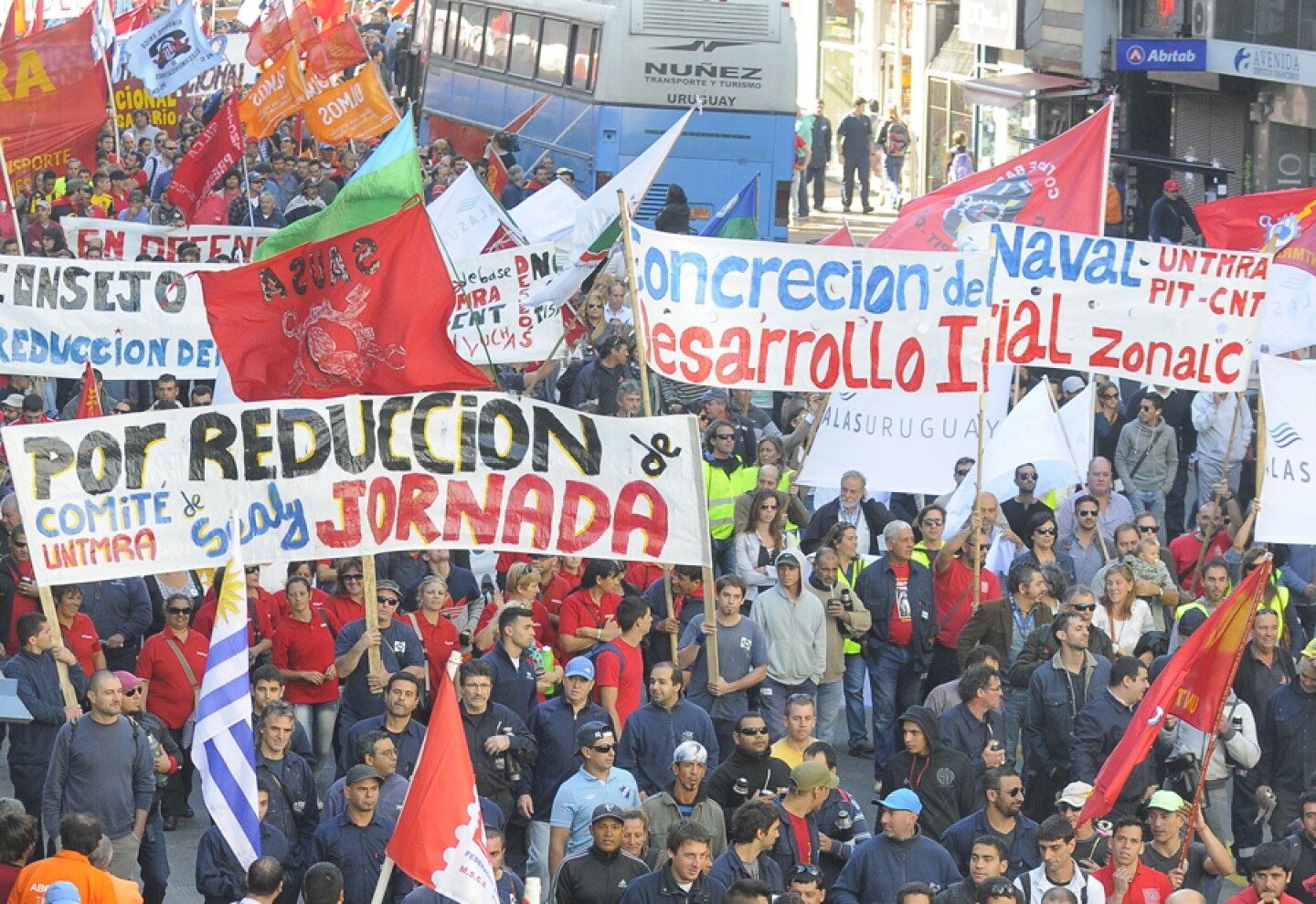 Uruguay: Reducción de la jornada laboral