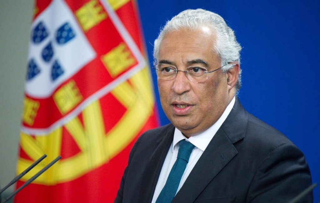 El fin de un gobierno que puso al país en venta