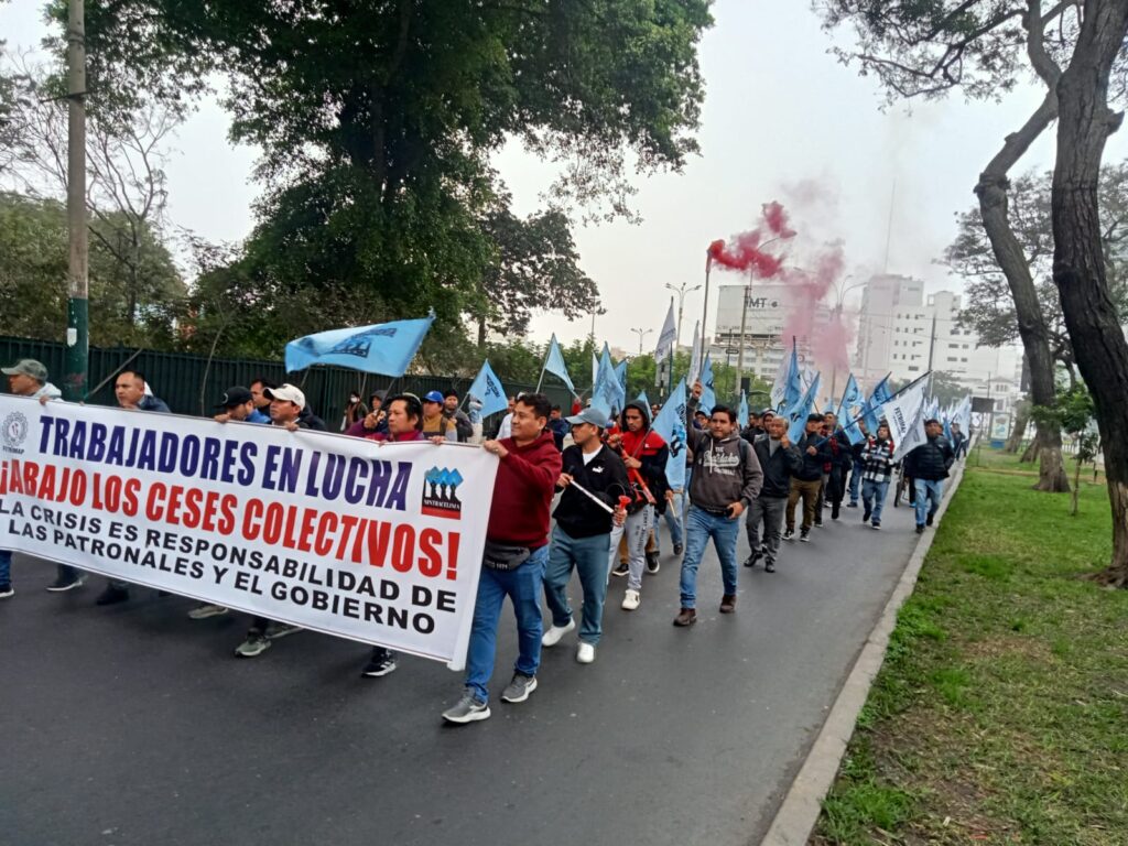 Perú: los obreros de Celima resisten en las calles a los despidos masivos