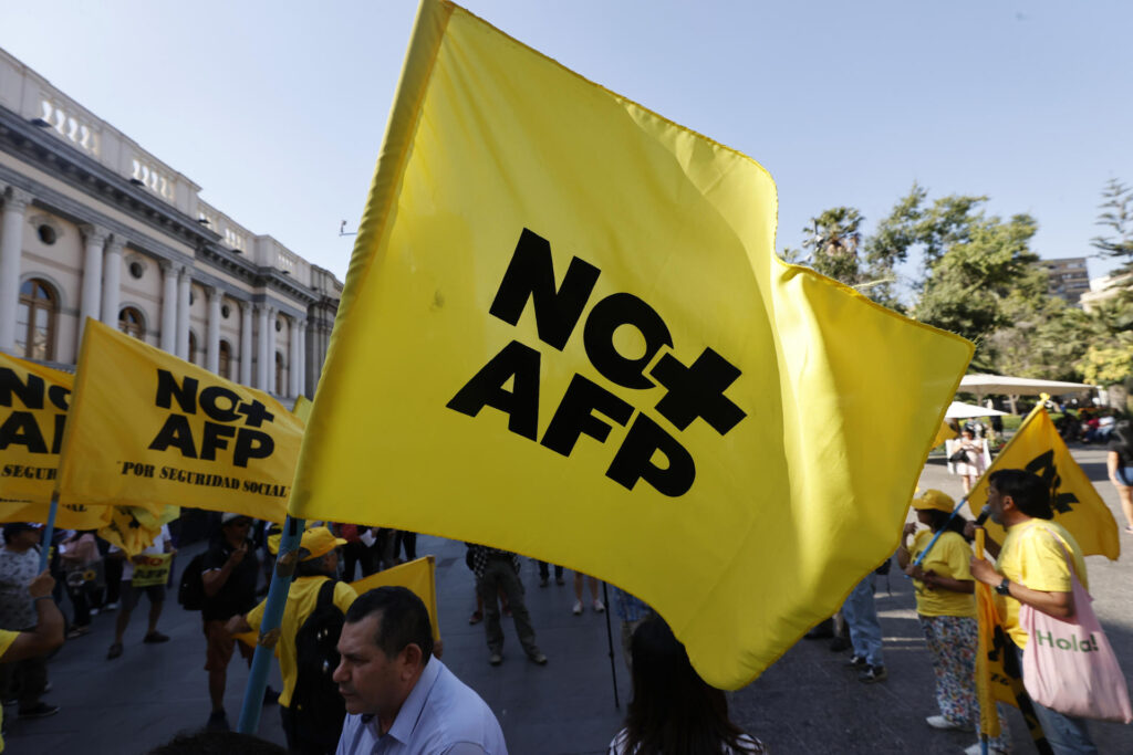 El “acuerdo de pensiones”: gobierno y derecha juntos para salvar a las AFPs