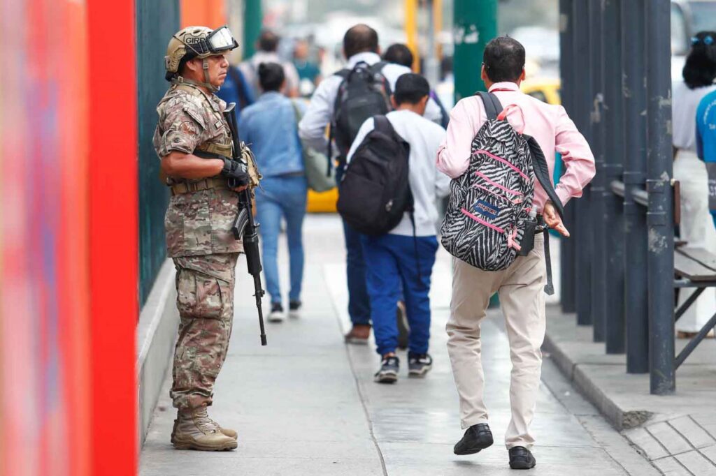 ¡El pueblo trabajador sabe que no puede esperar nada del Estado de emergencia decretado por la asesina Boluarte!