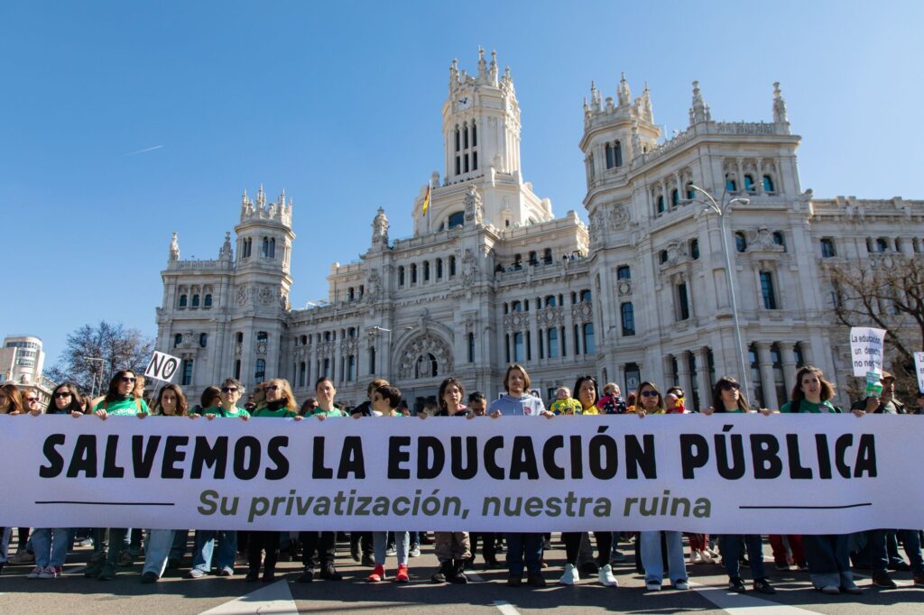 23F: Respuesta masiva en las calles contra el desmantelamiento de la Educación Pública