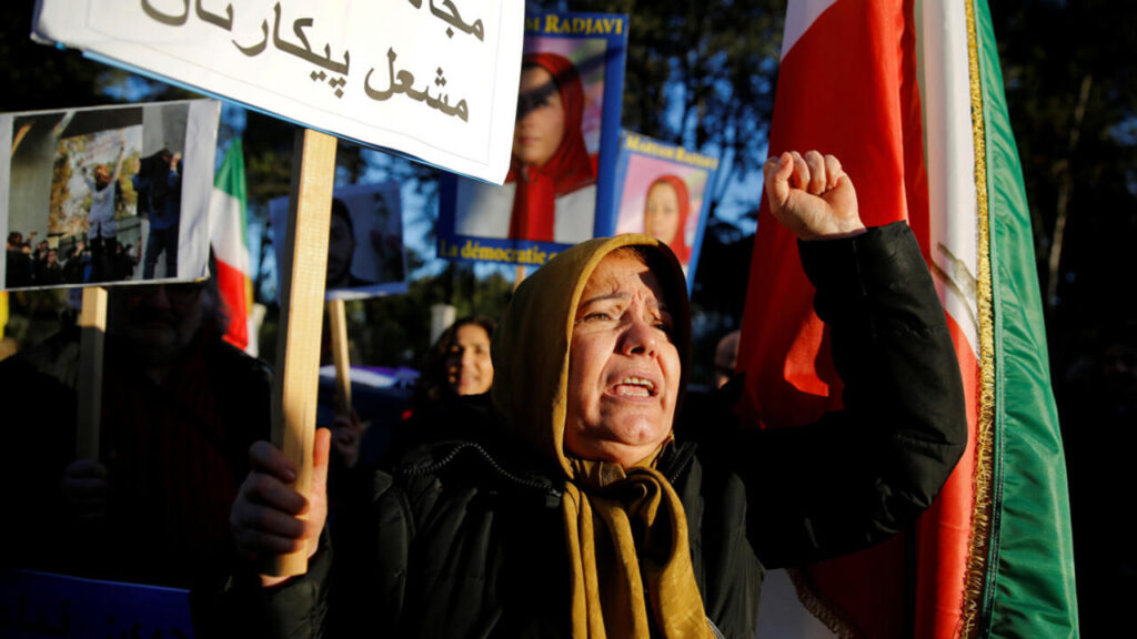 ¡Por el fin de las masacres en Irán! ¡Abajo la dictadura! ¡Todo el apoyo a las protestas populares! ¡No a la intervención estadounidense!