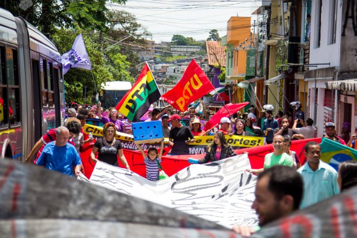 Neste Novembro Negro gritamos: Não voltaremos para as senzalas nem para os porões da ditadura!