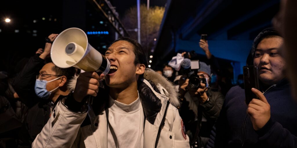 Ditadura chinesa retrocede em sua política de combate à COVID-19