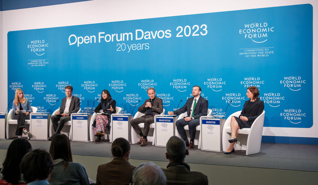 <strong><em>Davos: uma cúpula desvalorizada e sem respostas</em></strong>