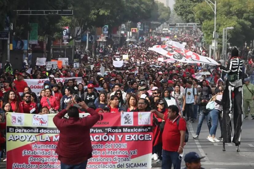 “Maestrazo” contra a política educacional de López Obrador