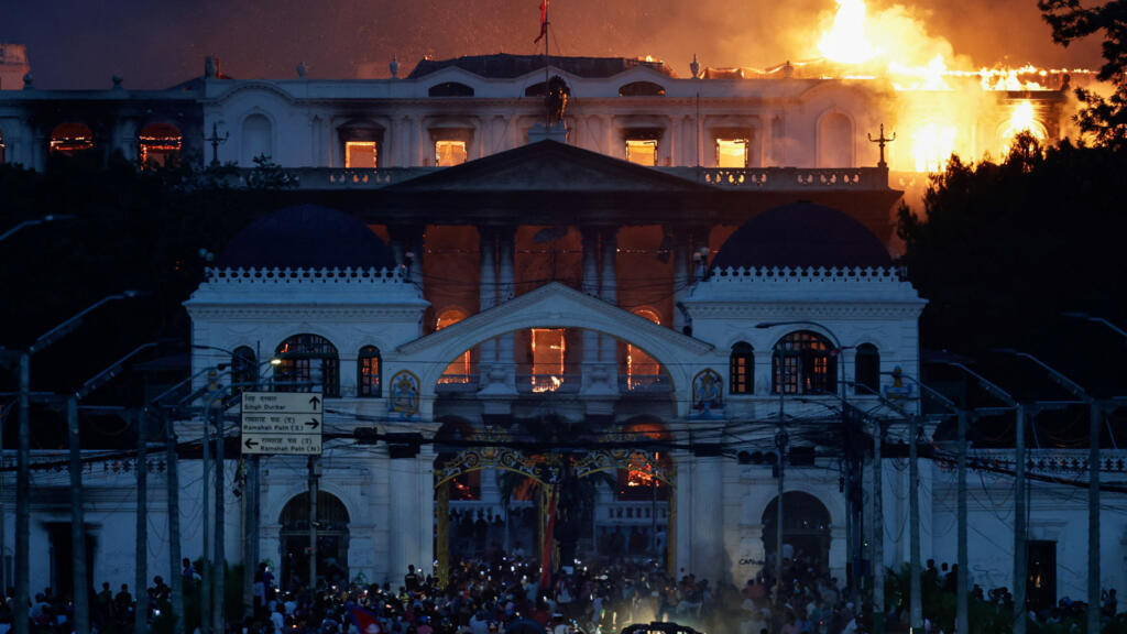 O Nepal em chamas!