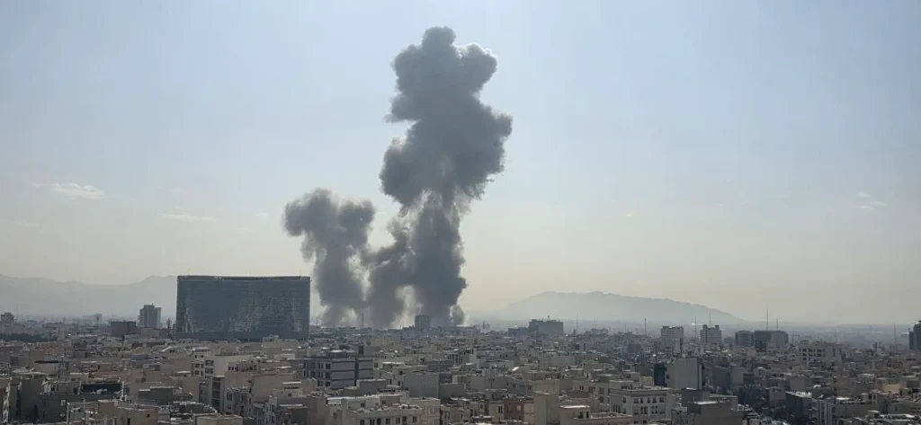 Em defesa do Iran frente ao ataque genocida do imperialismo norte americano e de Israel!