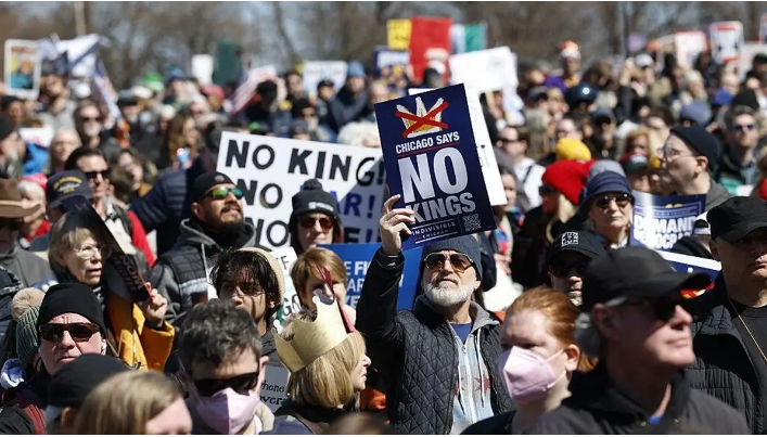 As manifestações de «Sem Reis» levaram milhões de manifestantes às ruas